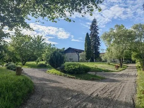 Domaine De Pourrouquet - Gite De La Mare 维克费藏萨克